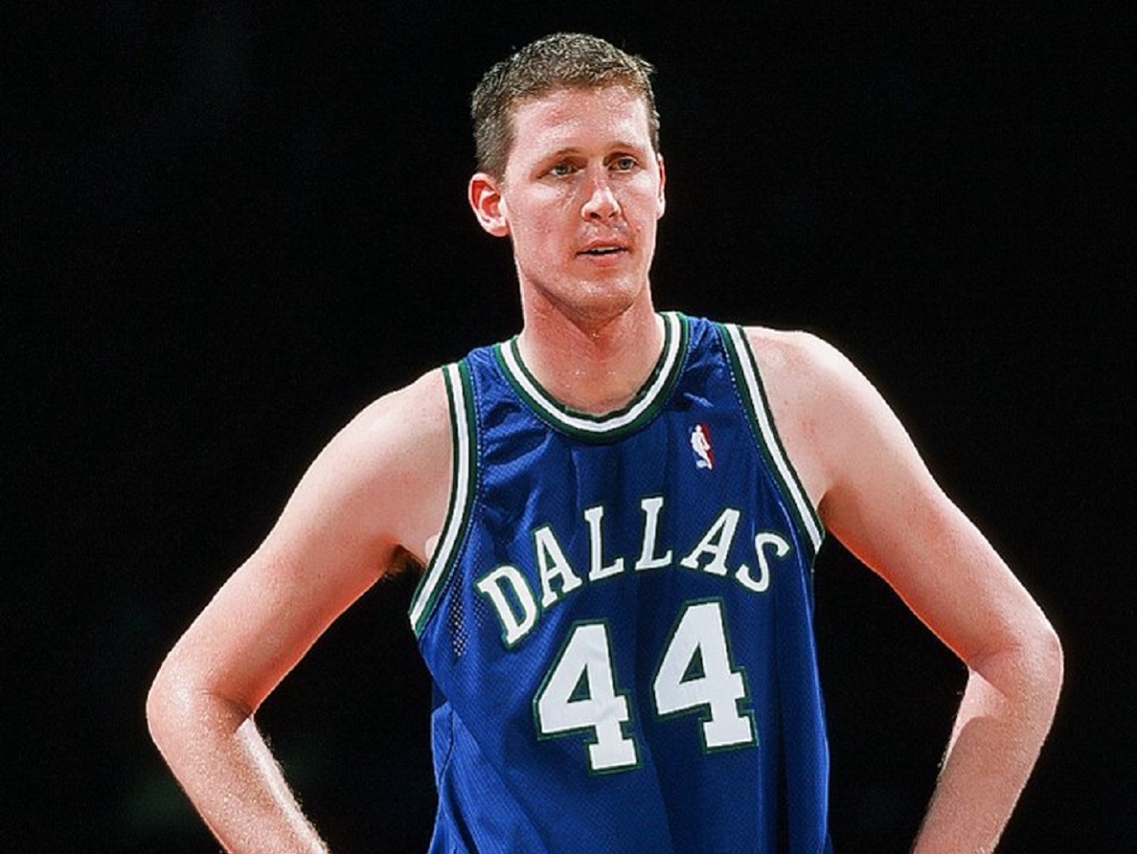 Former NBA center Shawn Bradley in 2001