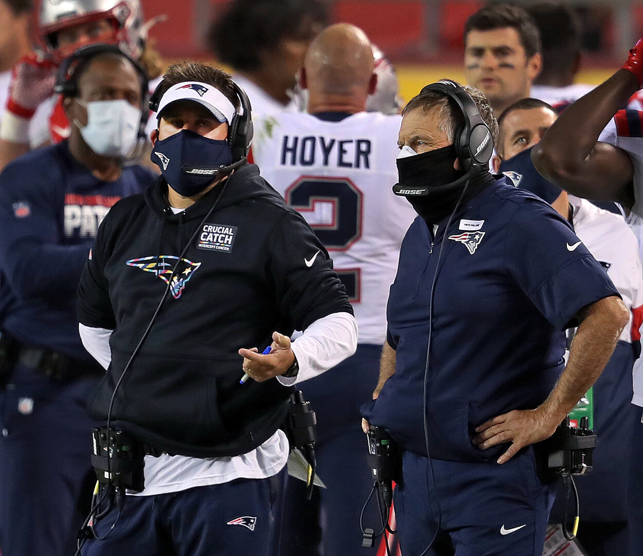 New England Patriots head coach Bill Belichick (R) and offensive coordinator Josh McDaniels in 2020.