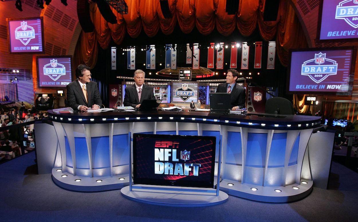 It's amazing ESPN draft analyst Mel Kiper Jr. is able to maintain his television figure considering his bizarre dietary habits.