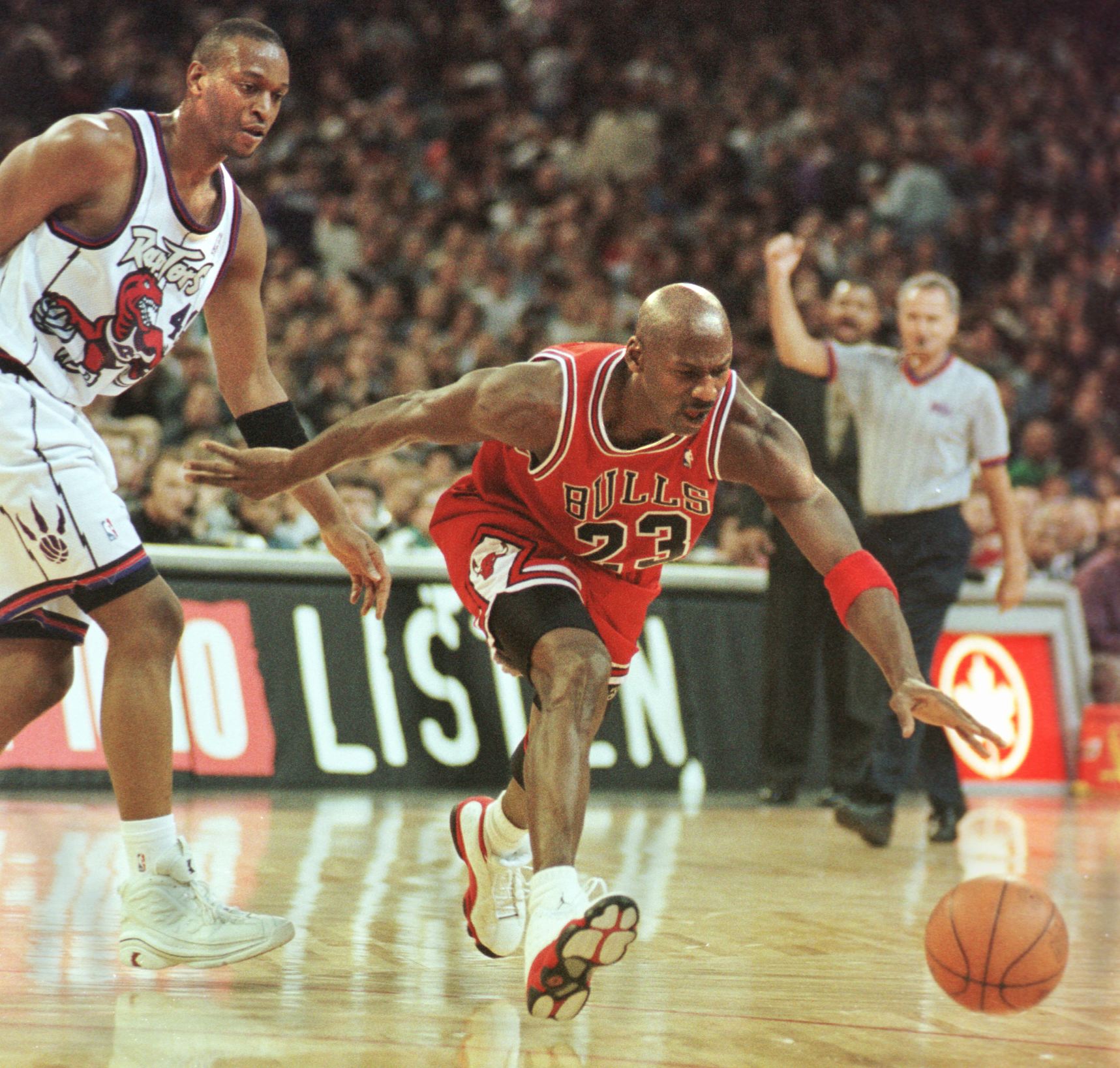 Michael Jordan Was the Envy of Many NBA Players but Who Was His Basketball  Idol?