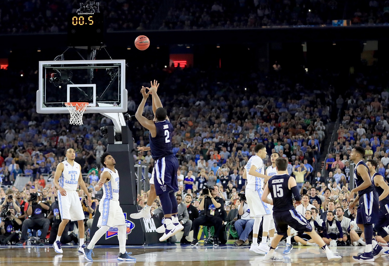 Kris Jenkins of Villanova won the 2016 NCAA Tournament title game with a 3-pointer against North Carolina as time expired.