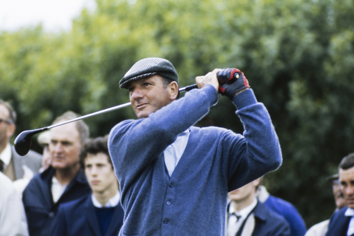 Robert De Vicenzo, the runner-up at The Masters in 1968, won more than 200 pro golf tournaments around the world.