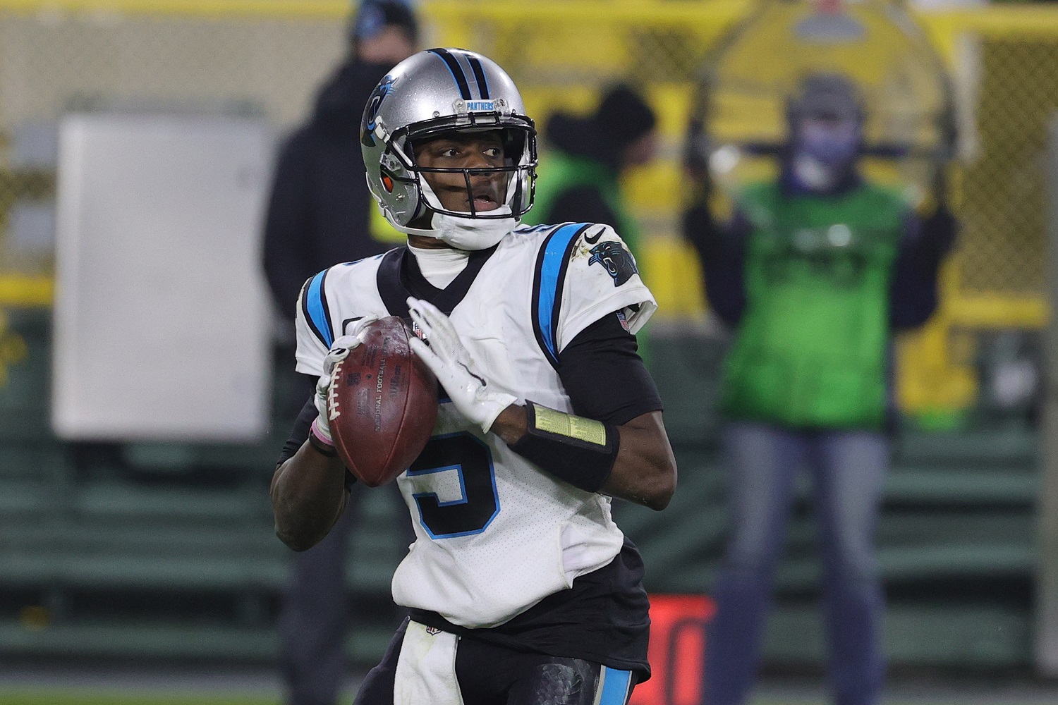 Teddy Bridgewater drops back to pass during a Carolina Panthers game against the Green Bay Packers on Dec. 19, 2020.