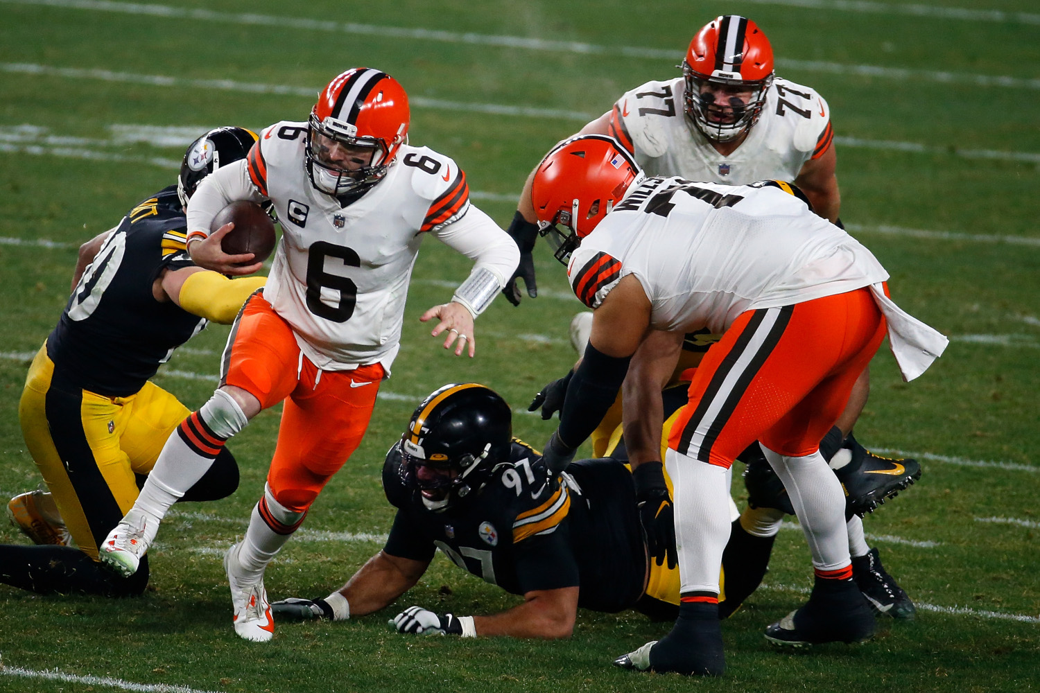 Cleveland Browns quarterback Baker Mayfield won't be traded for Aaron Rodgers
