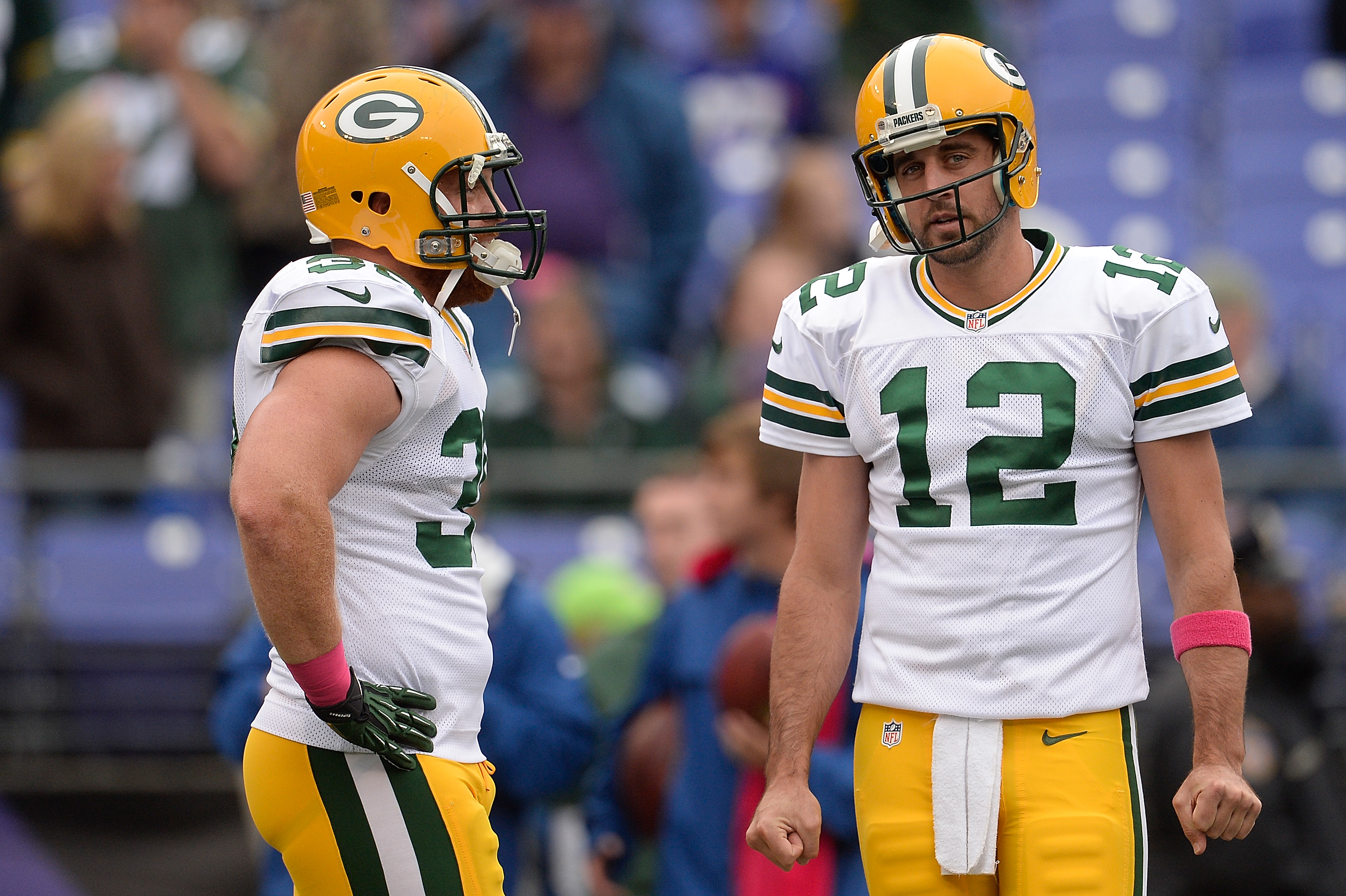 There might be some hope for Packers fans regarding Aaron Rodgers, according to John Kuhn