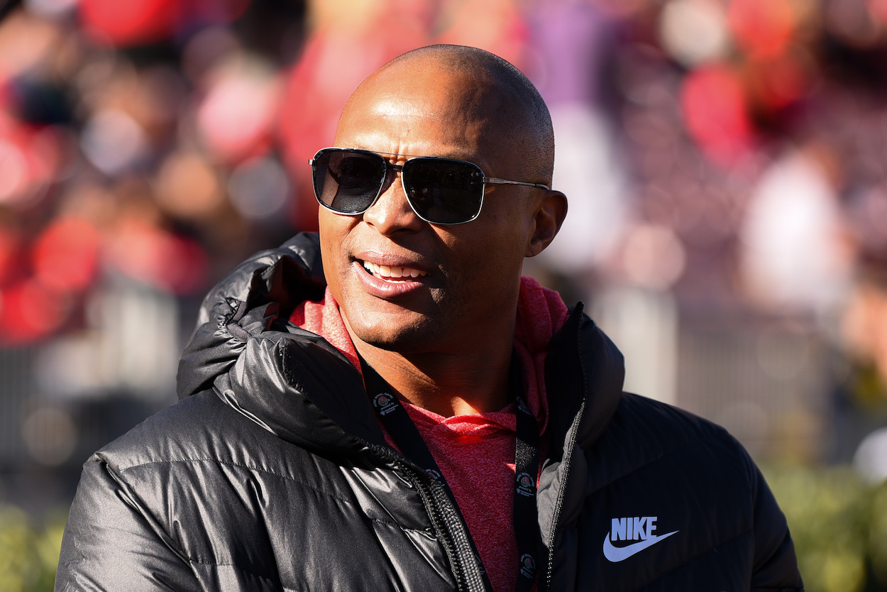 Eddie George has an airport security worker to blame for breaking his Heisman Trophy during a routine check-in.
