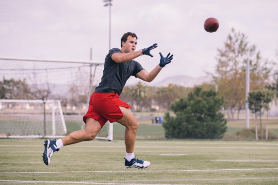 Hunter Henry and the Patriots could teach the Green Bay Packers a valuable lesson.