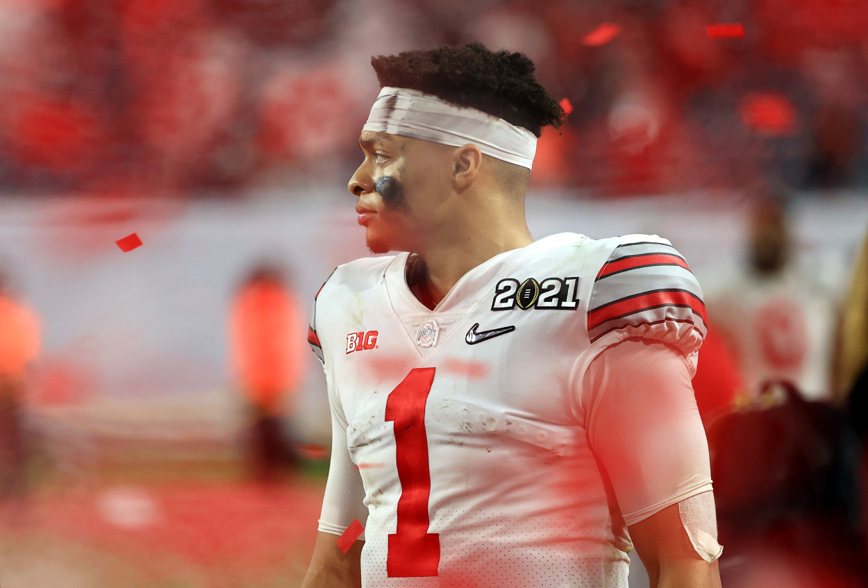 Justin Fields Already Becoming a Leader for the Chicago Bears