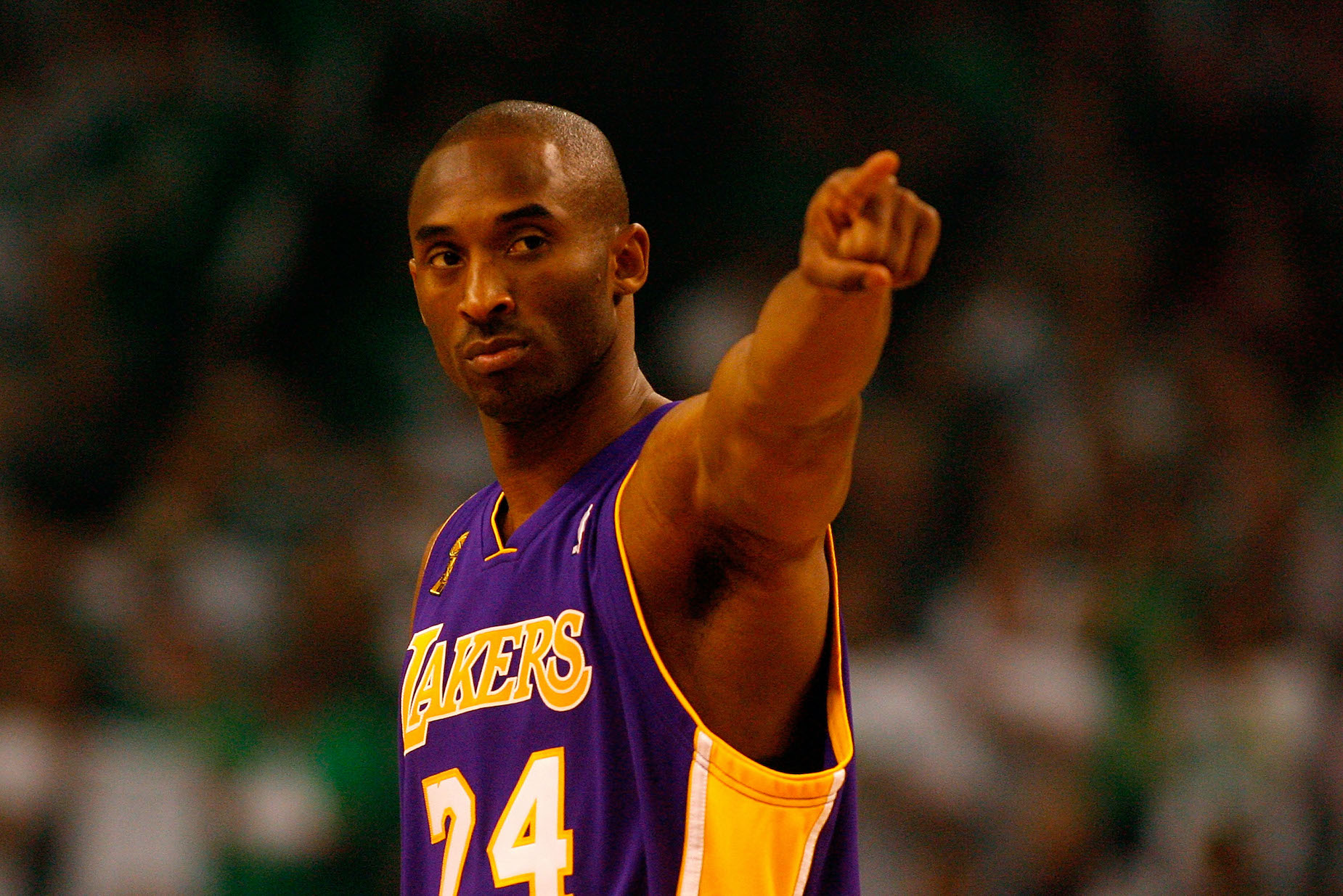 LA Lakers legend Kobe Bryant points during the 2008 NBA Finals
