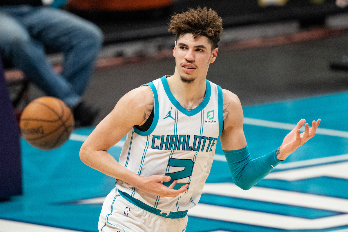 Hornets' LaMelo Ball wins NBA Rookie of the Year; third Charlotte player to  win award