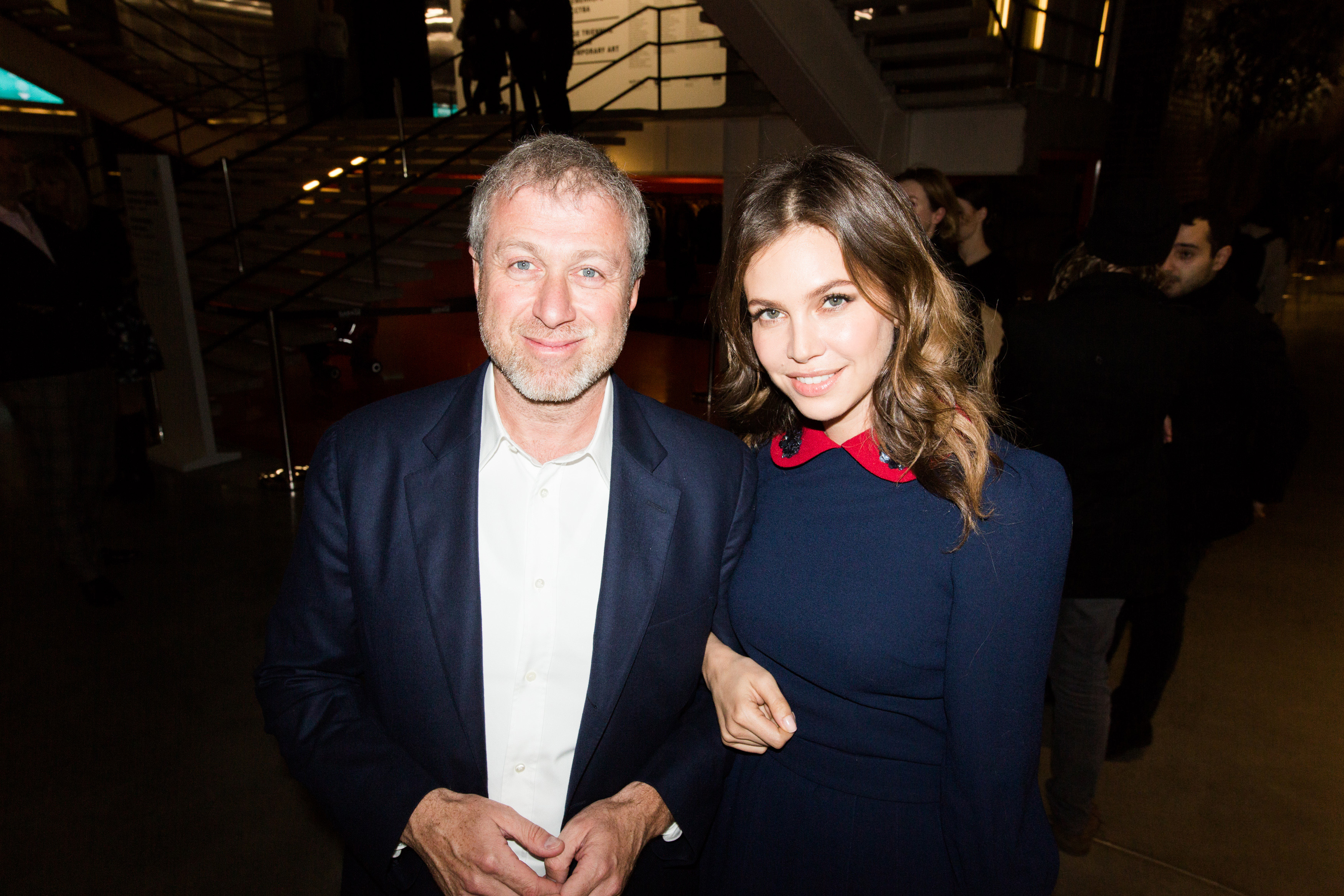 Roman Abramovich and Dasha Zhukova attend an event in 2017