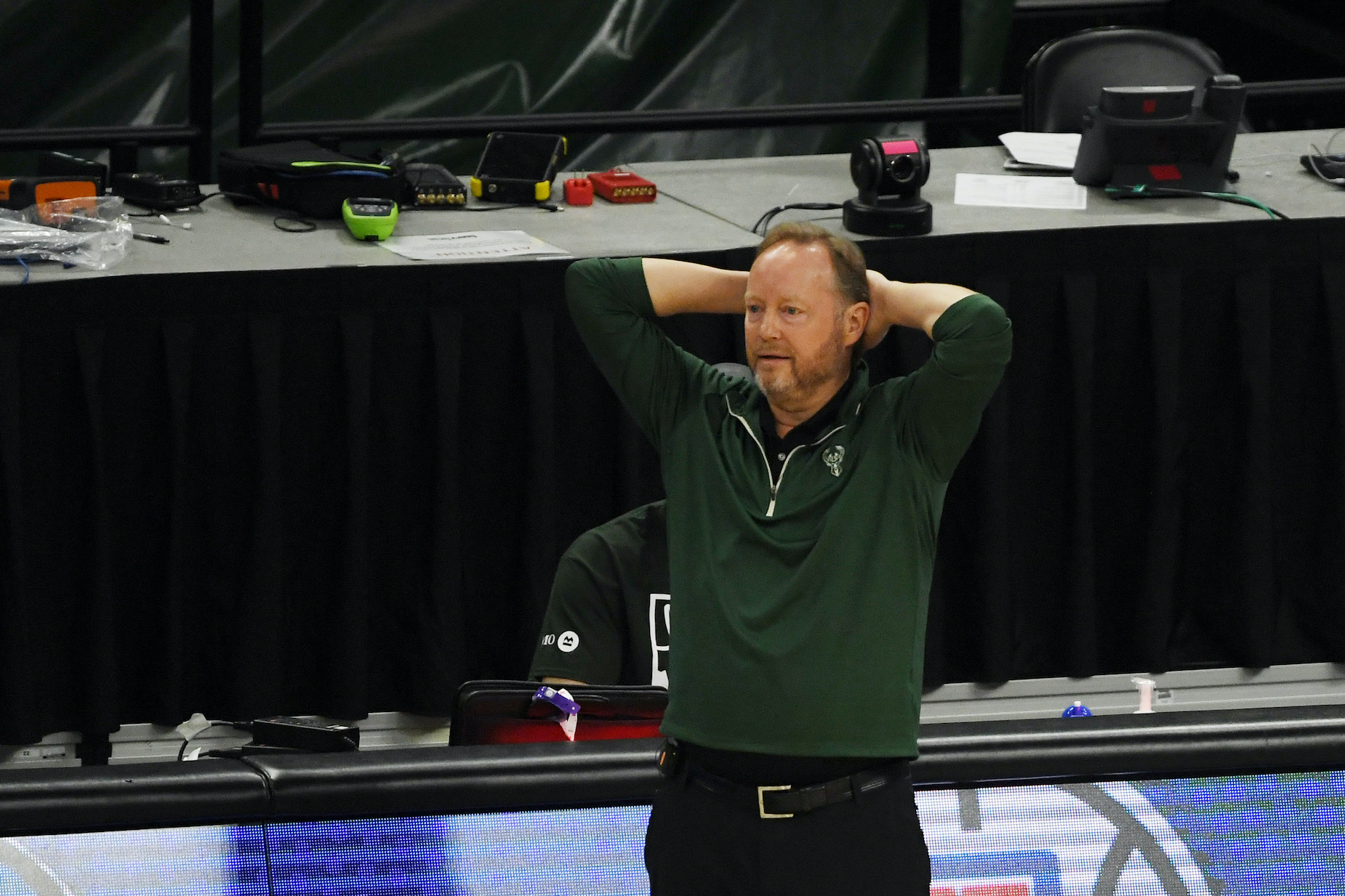 Head coach Mike Budenholzer during a Milwaukee Bucks game