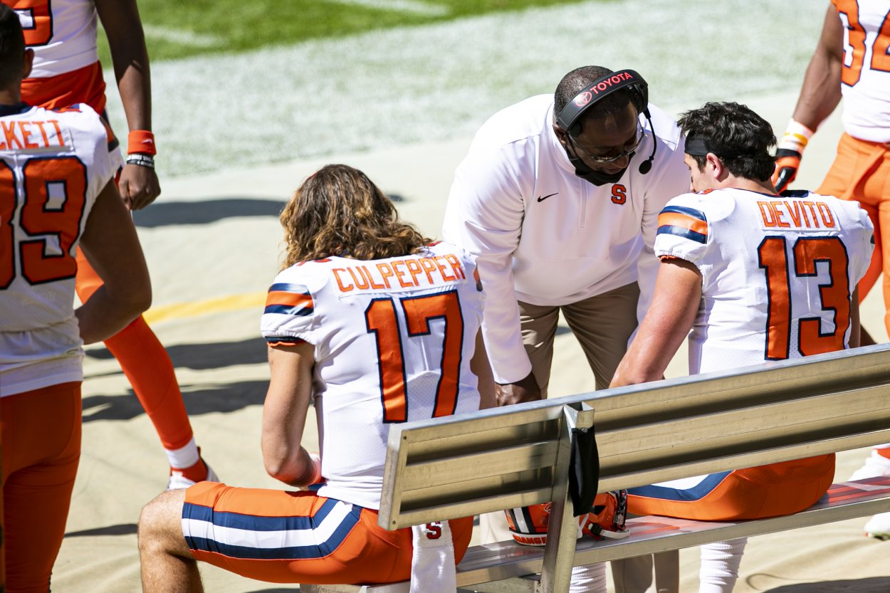 Dino Babers and the Syracuse football team in 2020.