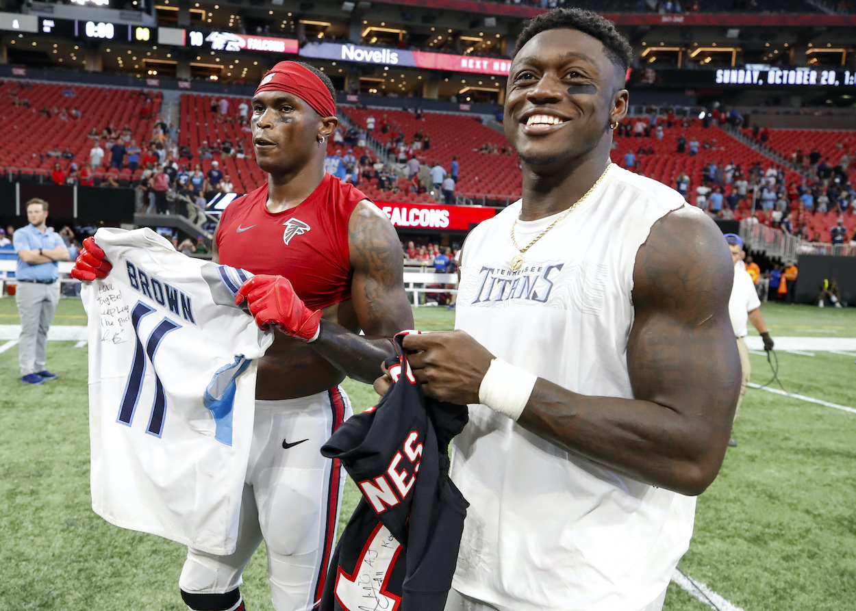 See how Julio Jones has already made an altruistic sacrifice to his new Tennessee Titans teammate to prove he's all in.