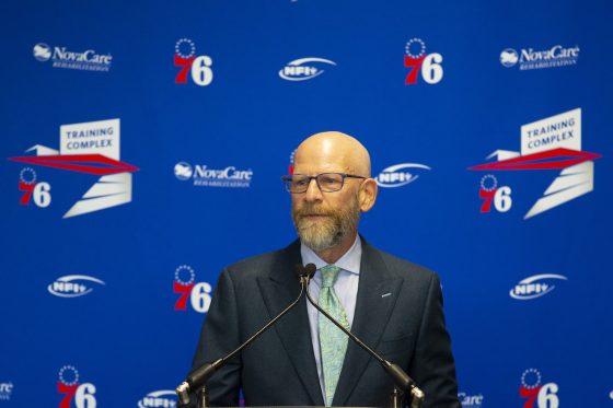Longtime Sixers play-by-play announcer Marc Zumoff