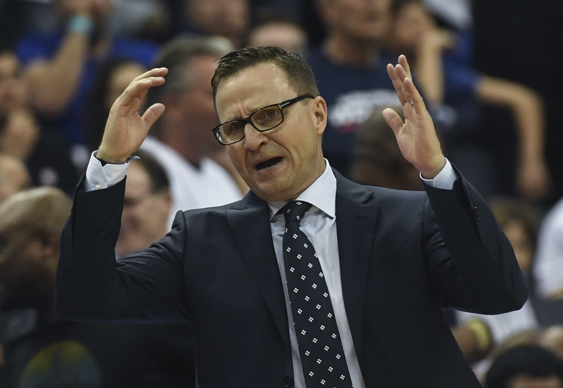 Washington Wizards coach Scott Brooks reacts on the sidelines.