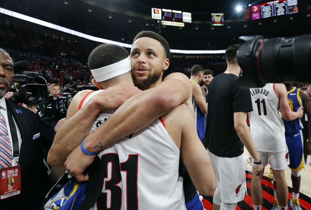 Steph Curry and His Brother Seth Will Face Off in NBA Western