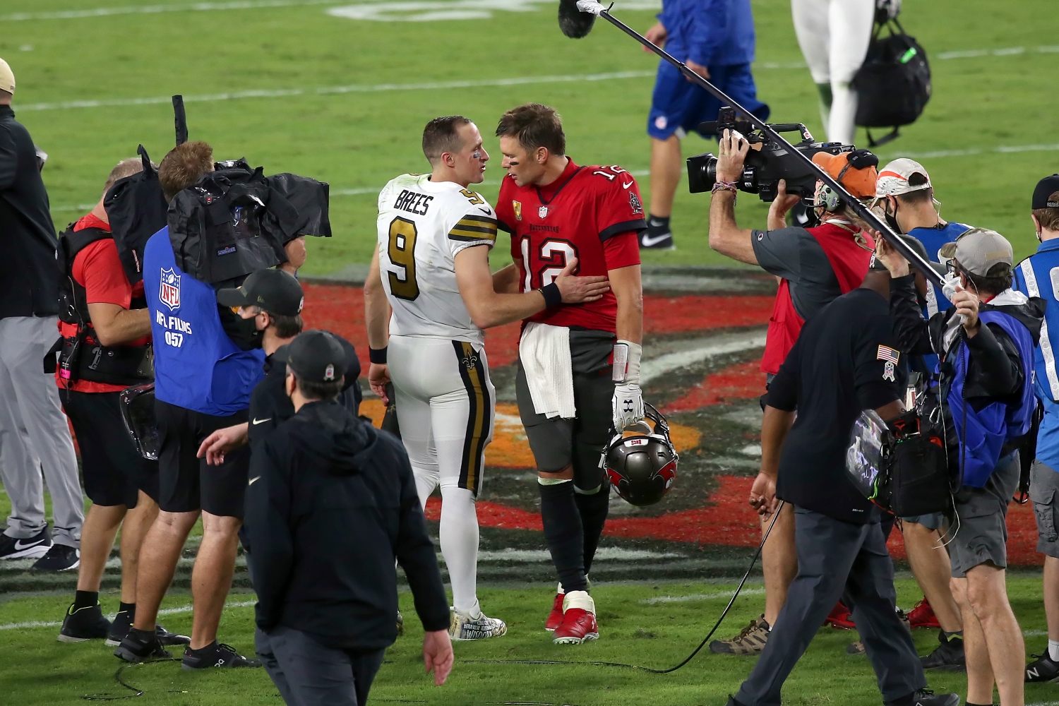 Drew Brees and Tom Brady embrace after a game between the Saints and Buccaneers.