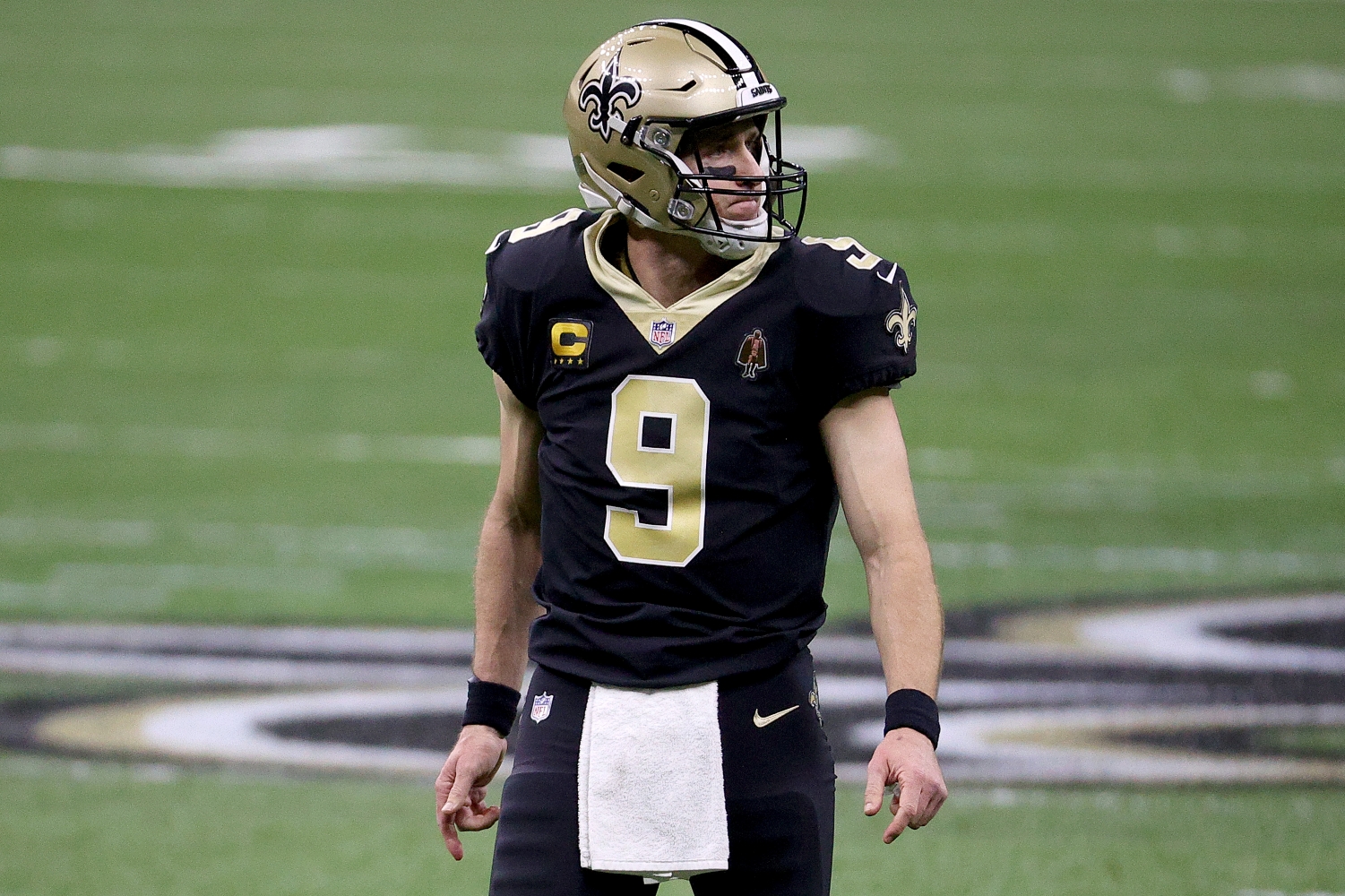 New Orleans Saints quarterback Drew Brees reacts during a play against the Chicago Bears.