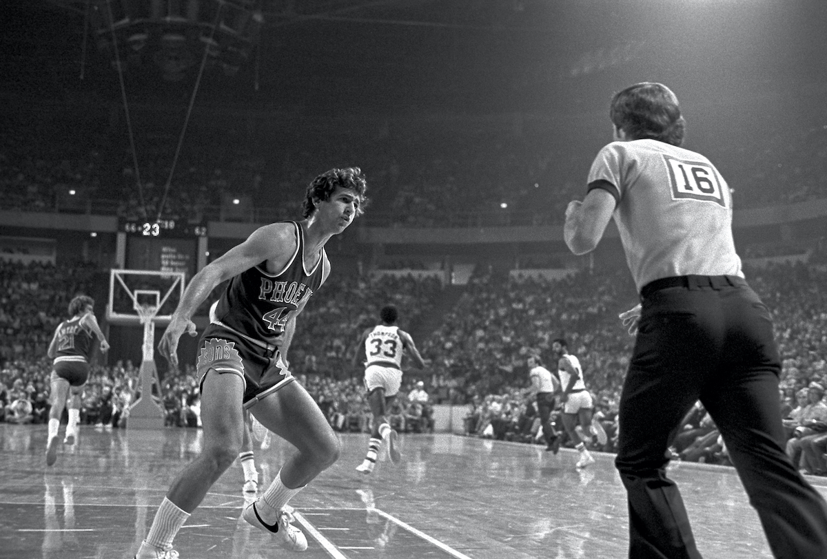 Phoenix Suns guard Paul Westphal defends against an inbounds pass in 1976