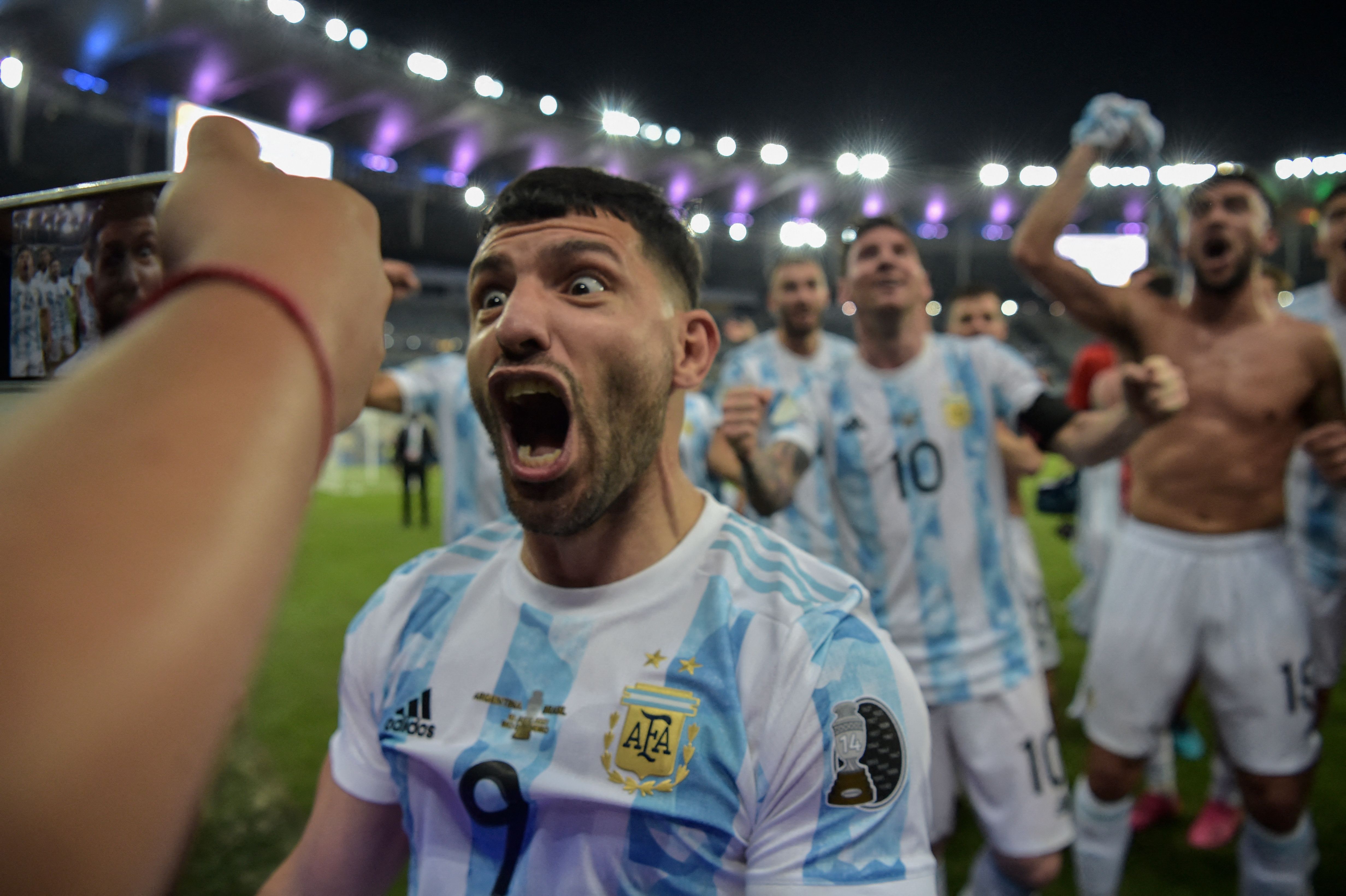 Sergio Aguero celebrates Argentina's victory in the Copa America final
