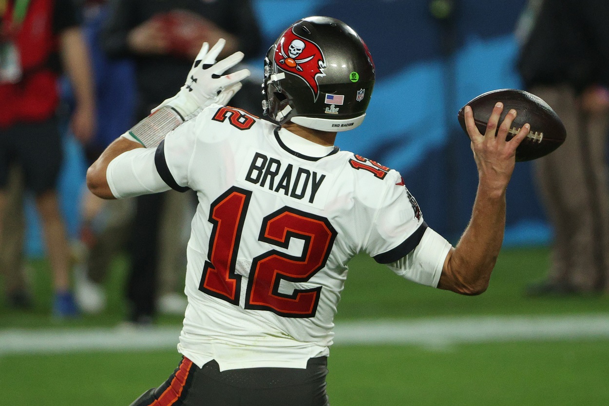 Tom Brady throws a pass during Super Bowl 55