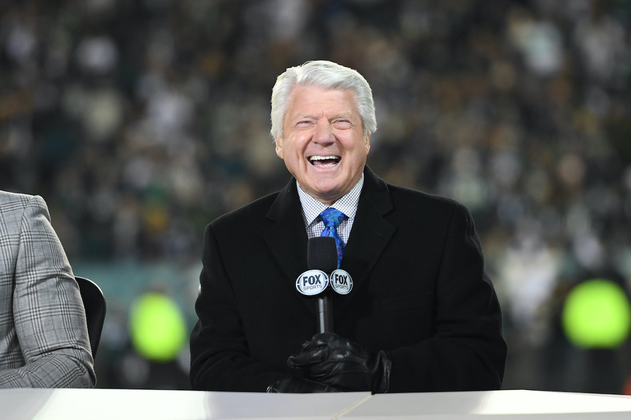 Jimmy Johnson analyzes NFL game for Fox Sports