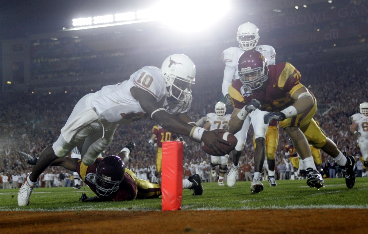 Texas quarterback Vince Young scores a touchdown against USC in the 2006 Rose Bowl.