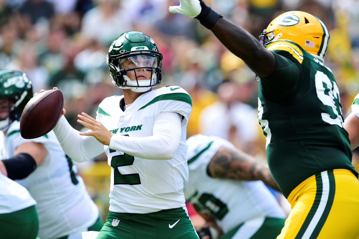 Zach Wilson of the New York Jets throws a pass against the Green Bay Packers during a preseason game.
