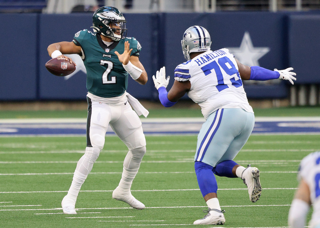 Eagles QB Jalen Hurts playing against the Cowboys.