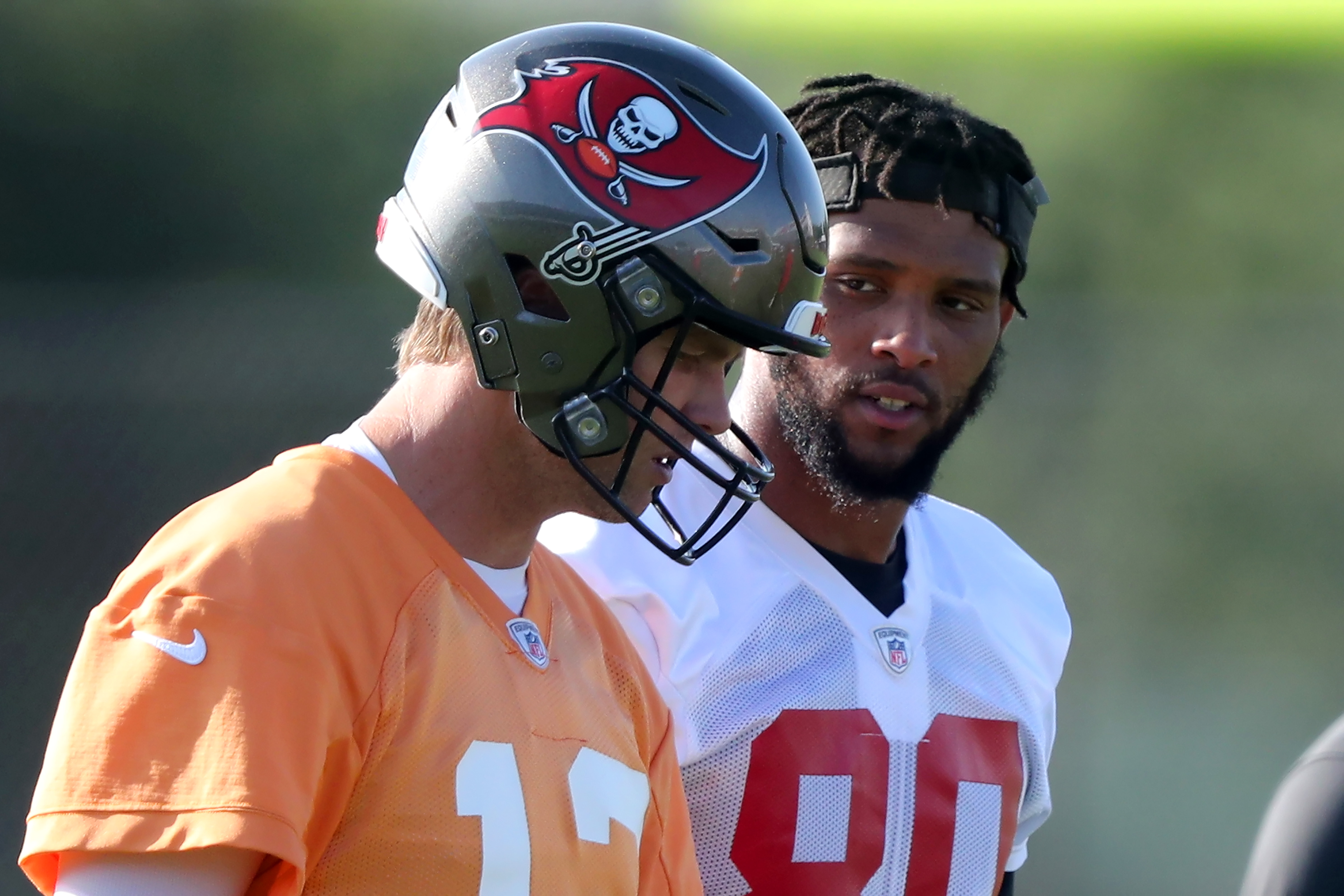 Tom Brady and O.J. Howard during Bucs practice.