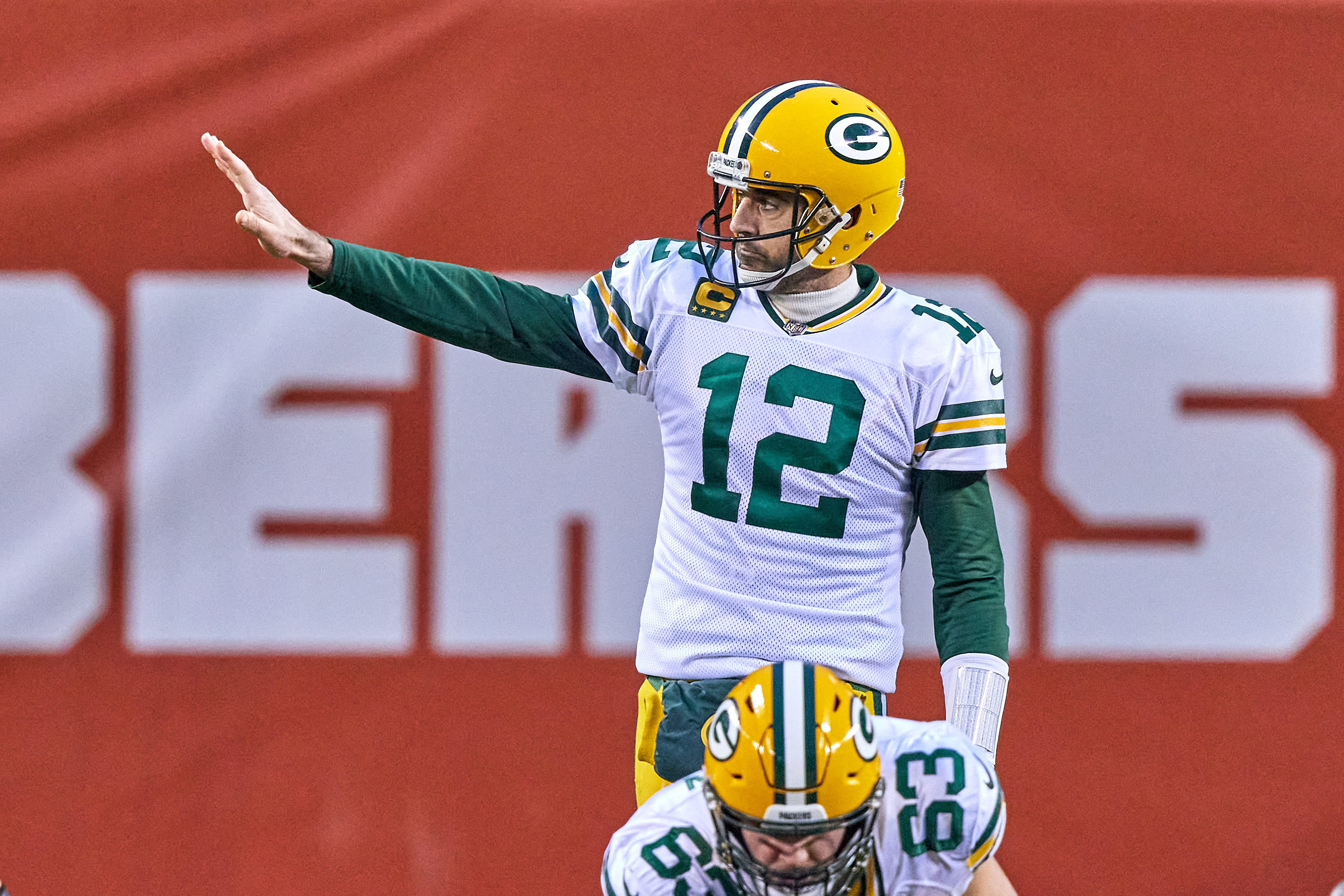 Packers QB Aaron Rodgers calling in action against the Bears