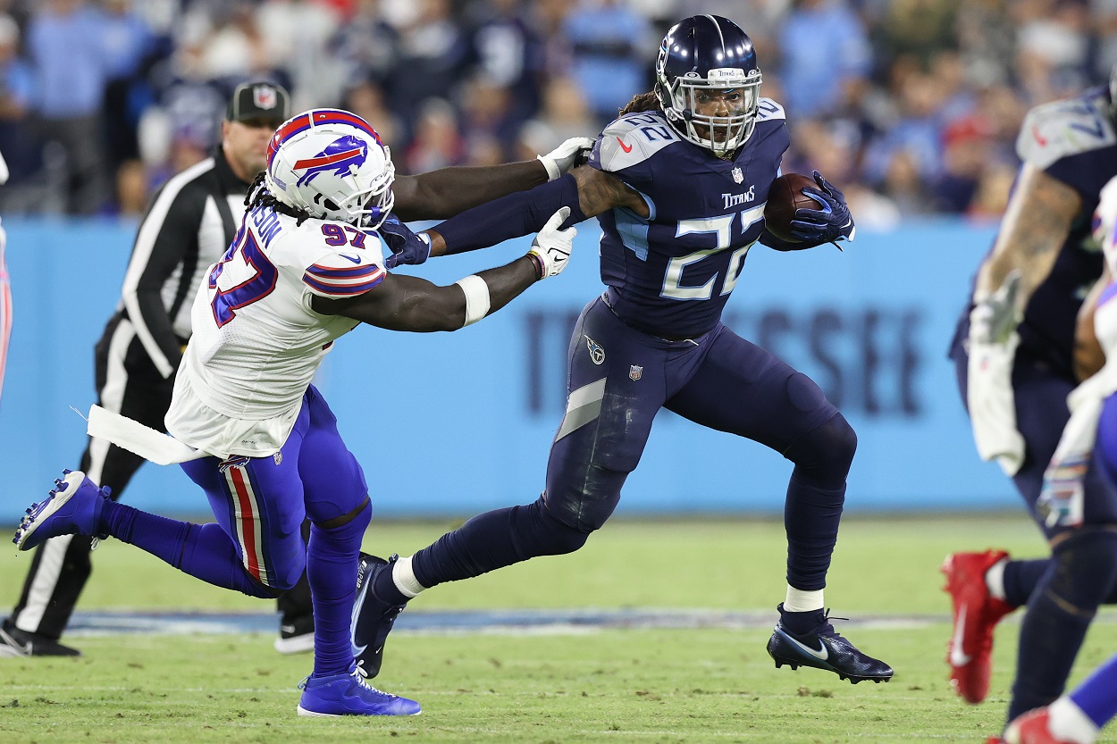 Tennessee Titans running back Derrick Henry plays against the Buffalo Bills 