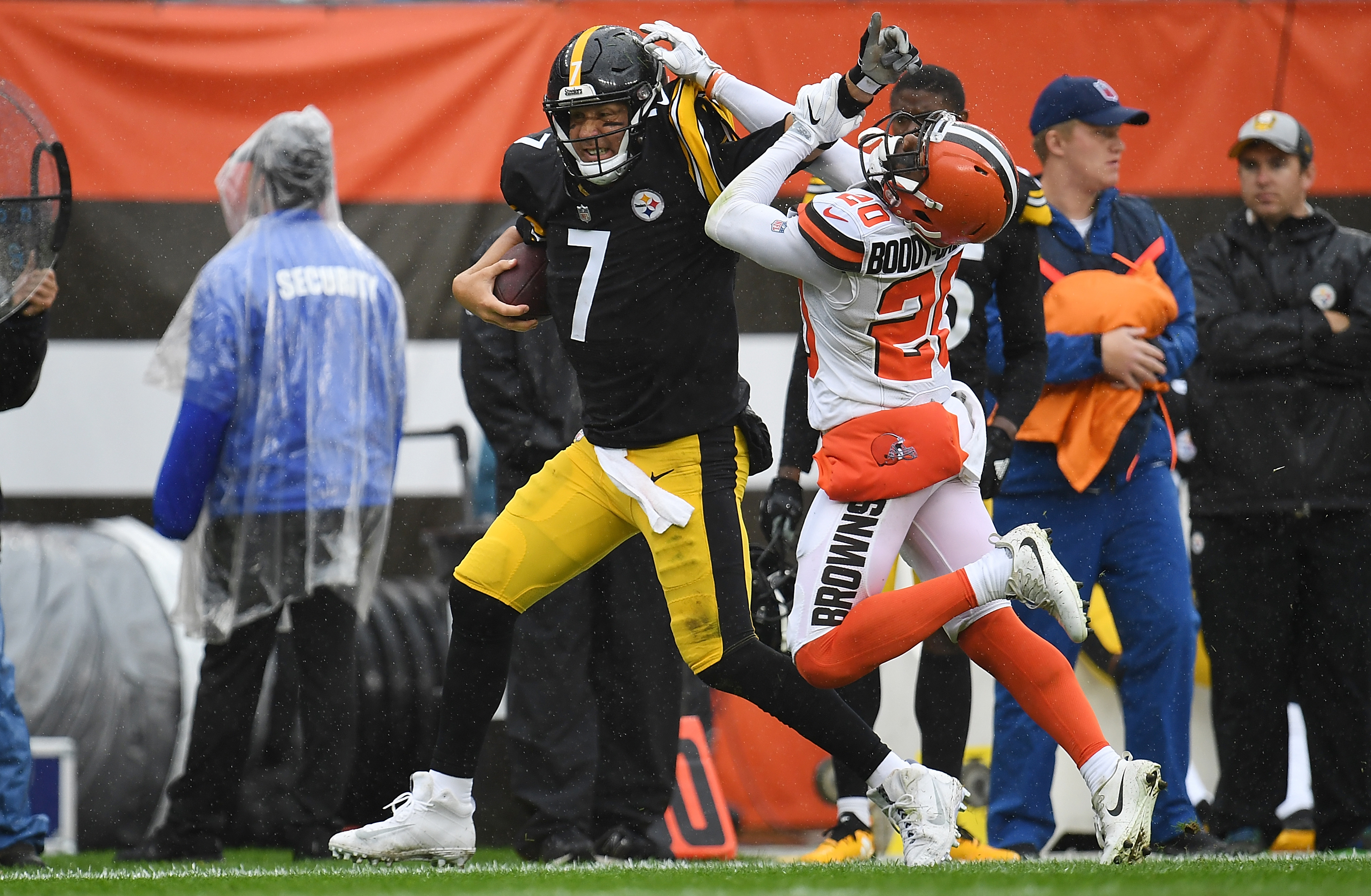 Steelers QB Ben Roethlisberger discusses the Browns rivalry.