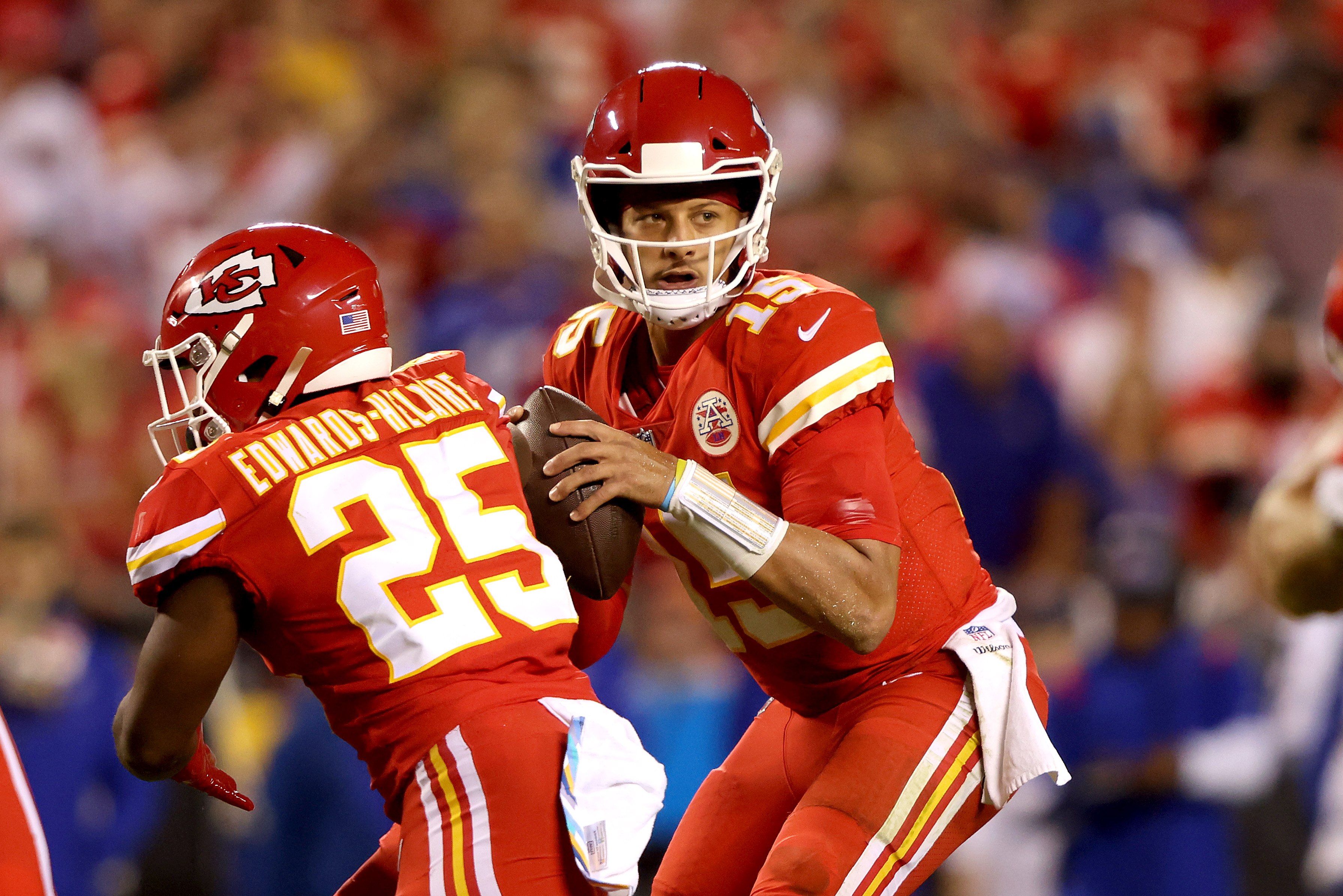 Chiefs QB Patrick Mahomes and RB Clyde-Edwards Helaire in October 2021.