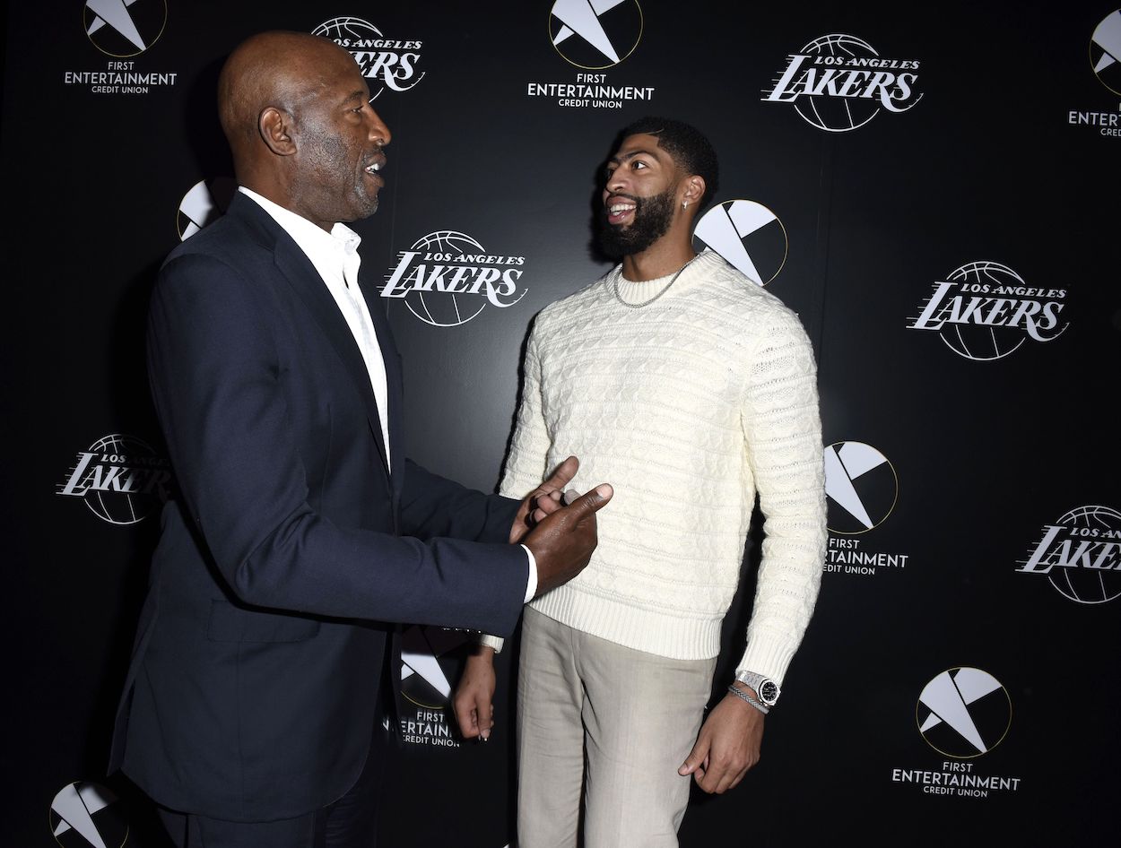 James Worthy wasn't happy with the Lakers' performance on Wednesday night.