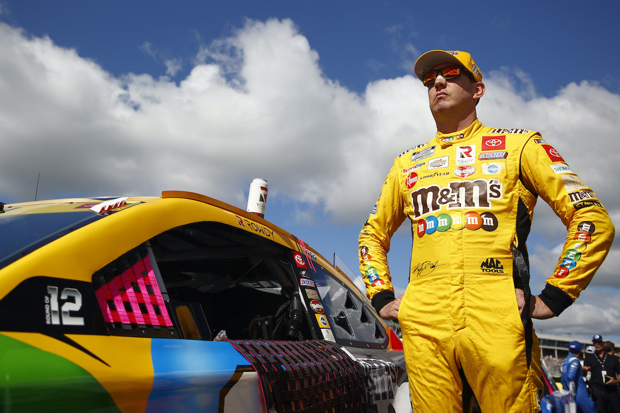 Kyle Busch waits on grid