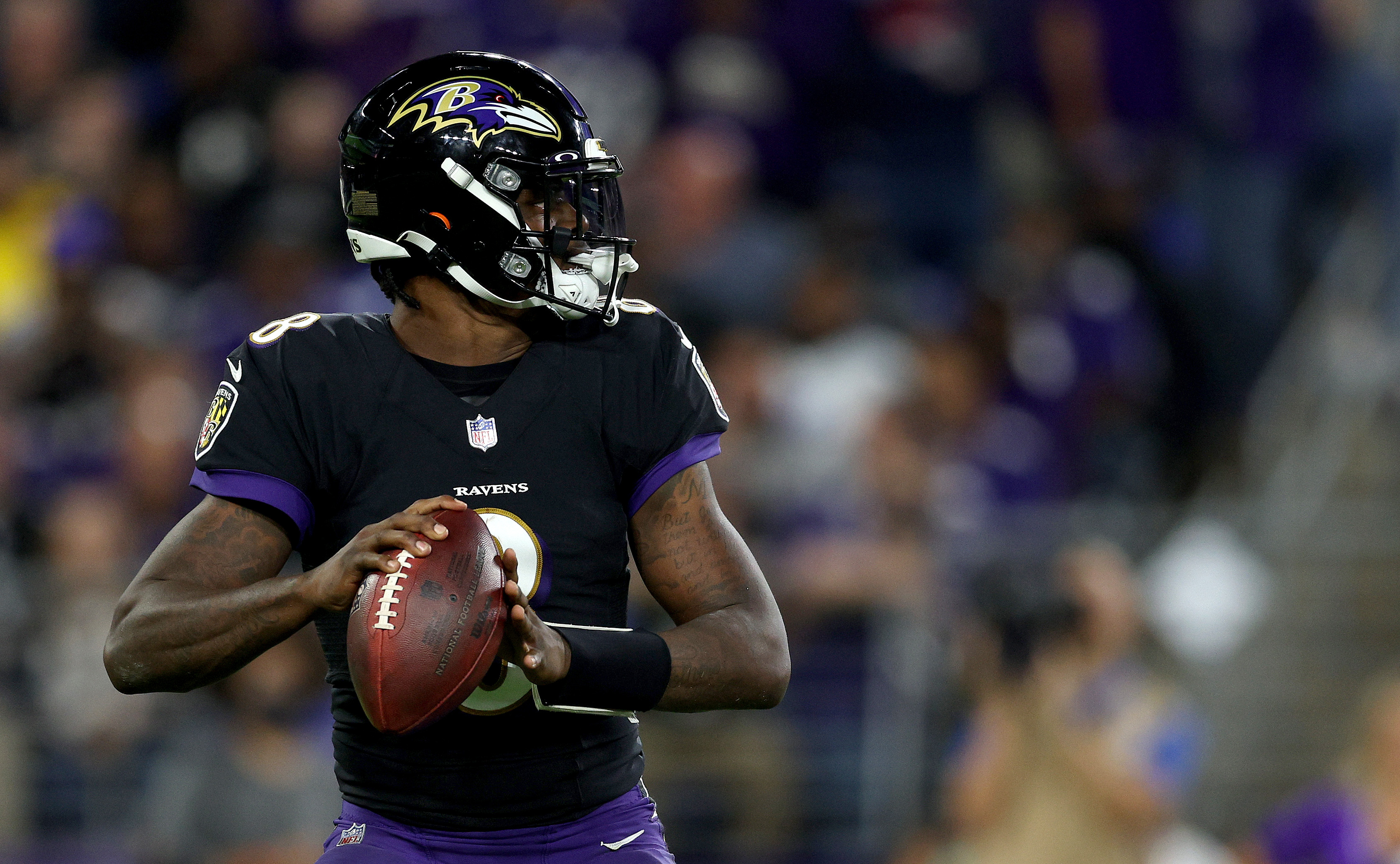 Ravens QB Lamar Jackson in action against the Colts