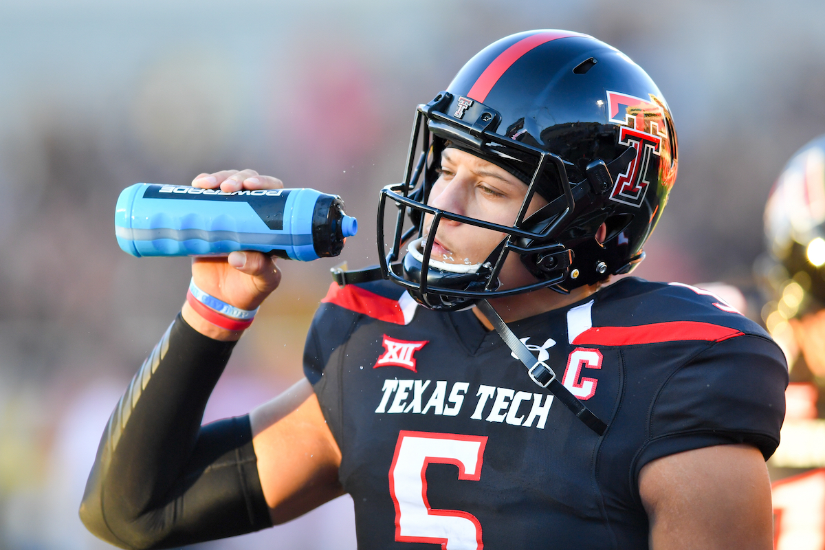 Patrick Mahomes of the Texas Tech Red Raiders warms up before his game against the Oklahoma Sooners