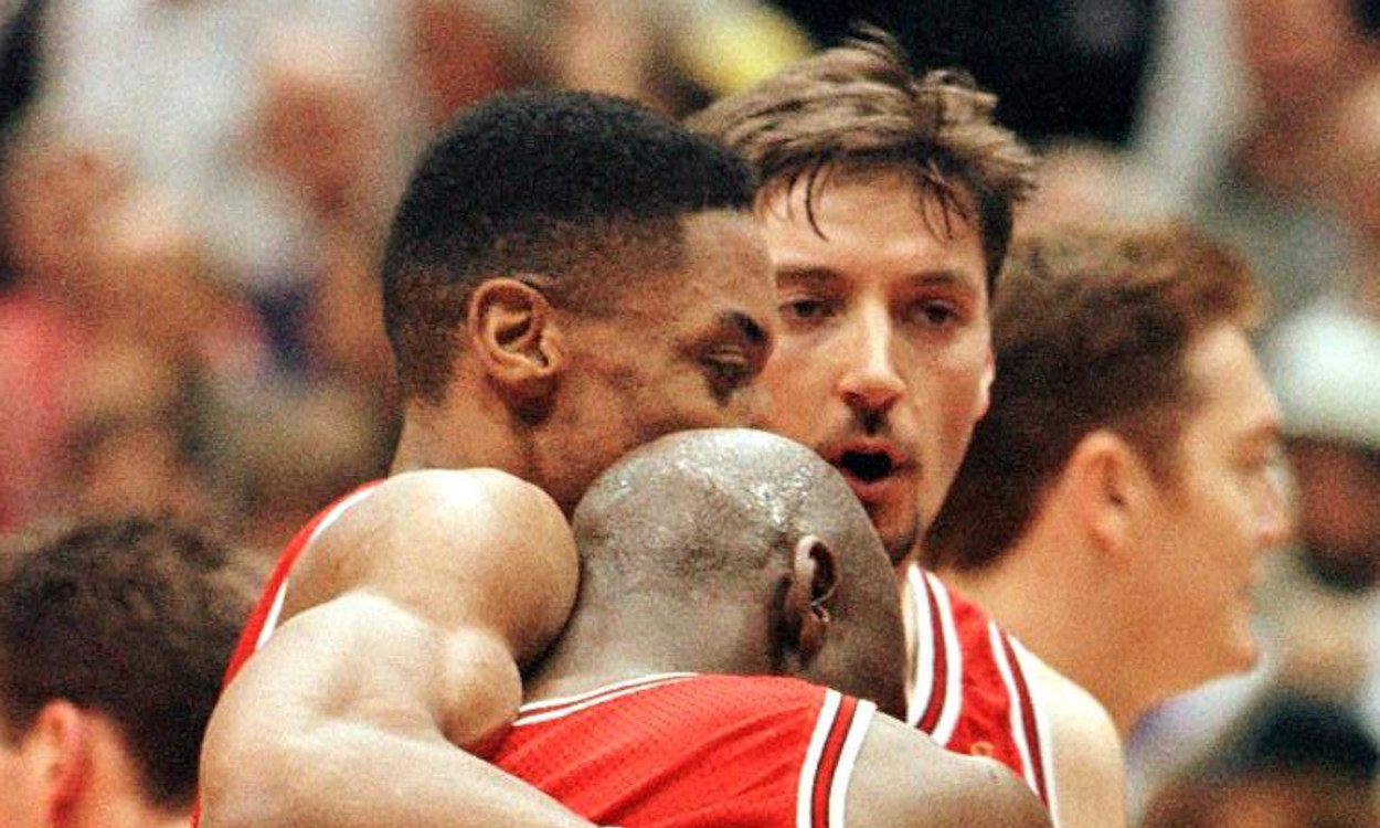 Scottie Pippen had to give Michael Jordan an assist off the floor after a Game 5 win over the Utah Jazz in the 1997 NBA Finals