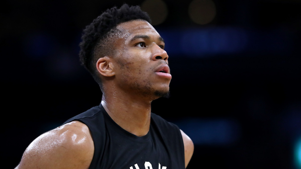 Giannis Antetokounmpo missed a game on Nov. 12 with a sprained ankle and former NBA champion Richard Jefferson blasted today's players over it