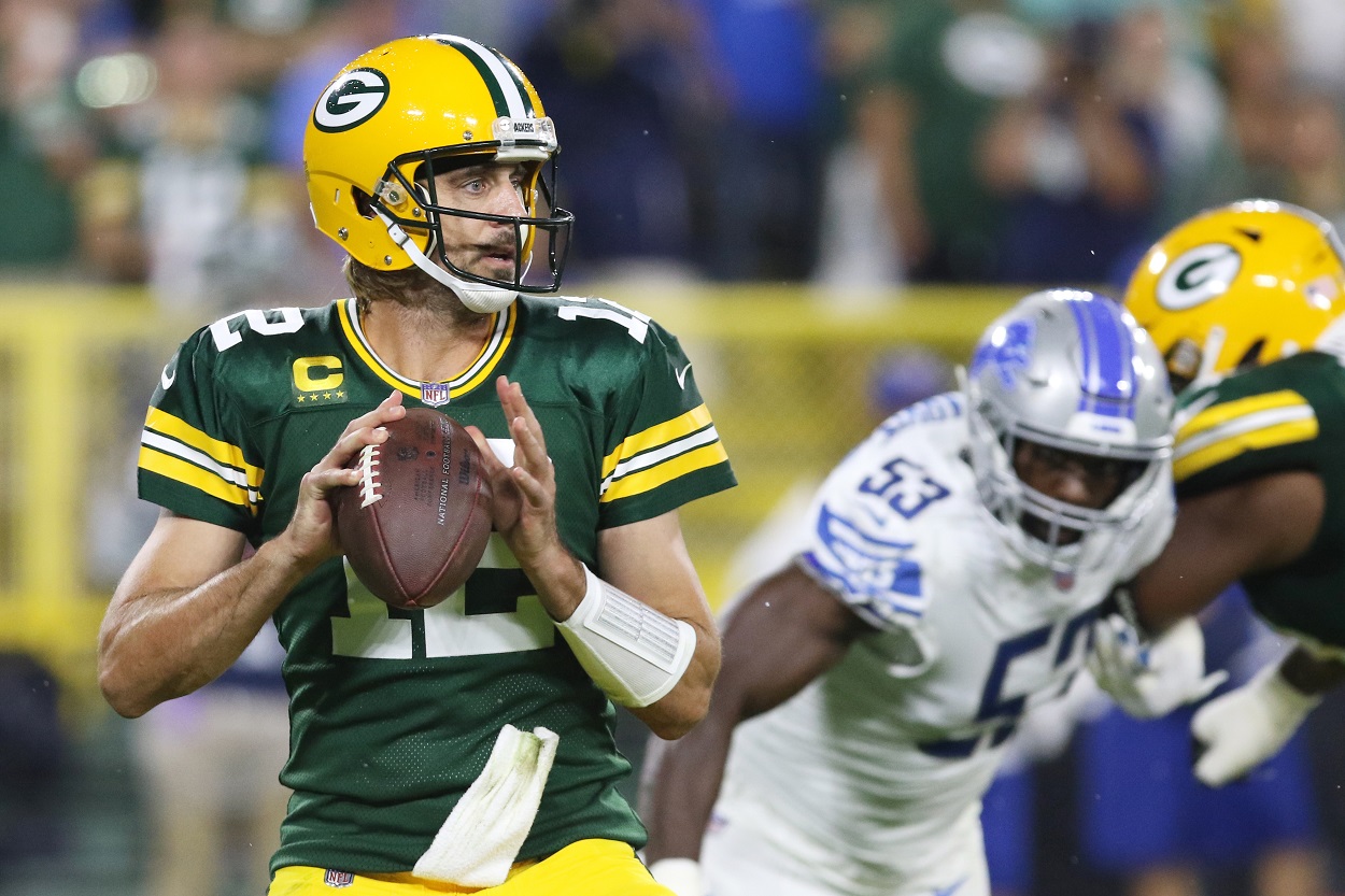 Aaron Rodgers plays against the Detroit Lions 