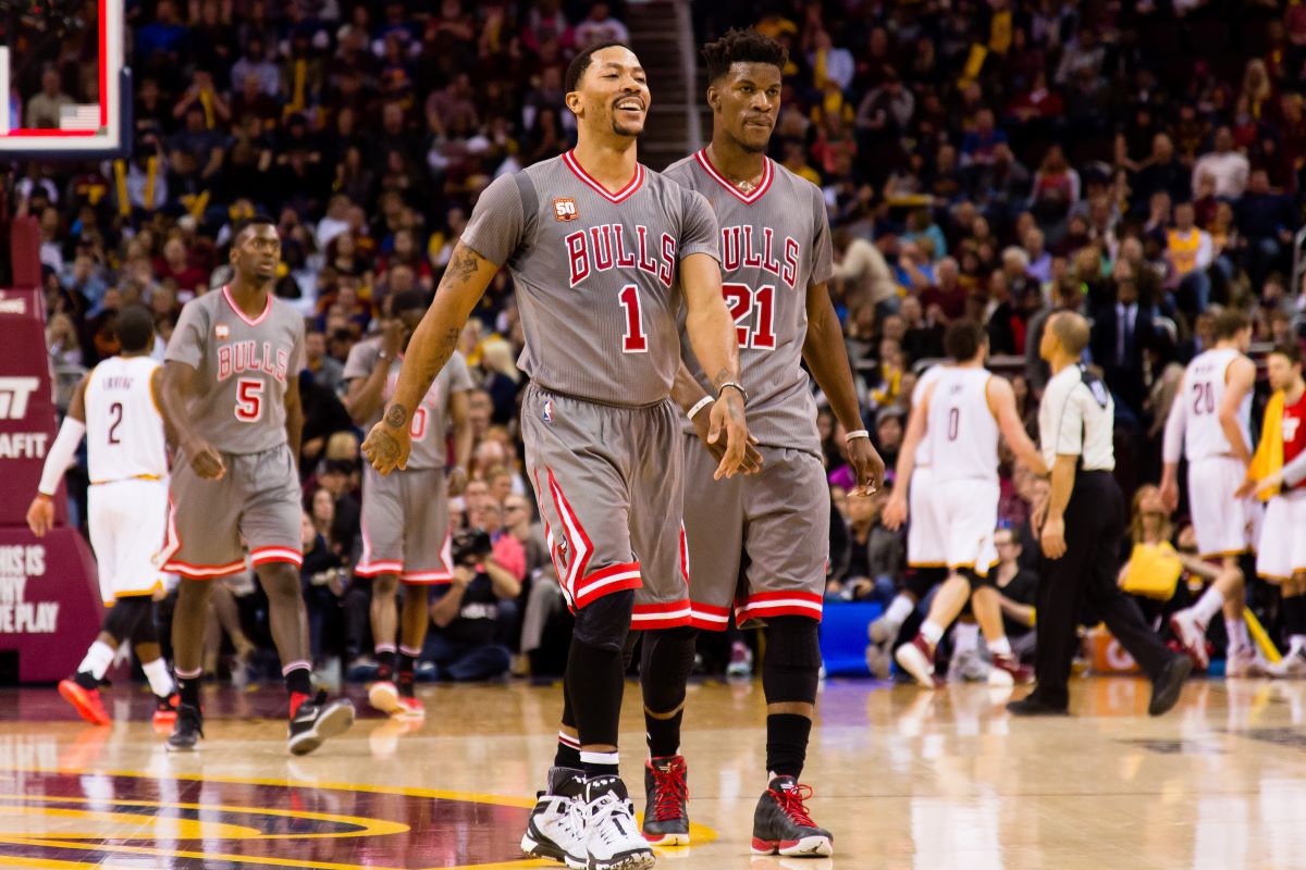 Jimmy Butler Didn’t Dress With His Bulls Teammates During the 2015-16 Season and Derrick Rose Didn’t Understand What He Was Doing: ‘How the Hell Do You Think We’re a Team When That’s Going On?’