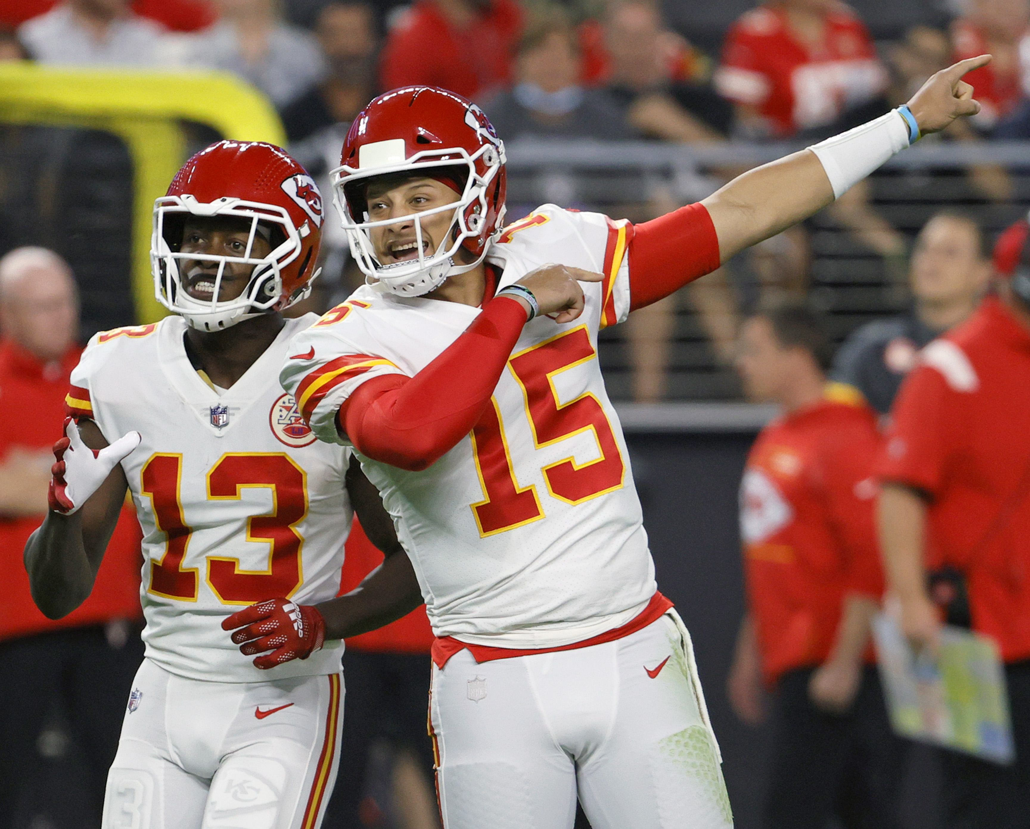Chiefs QB Patrick Mahomes during victory against the Raiders.