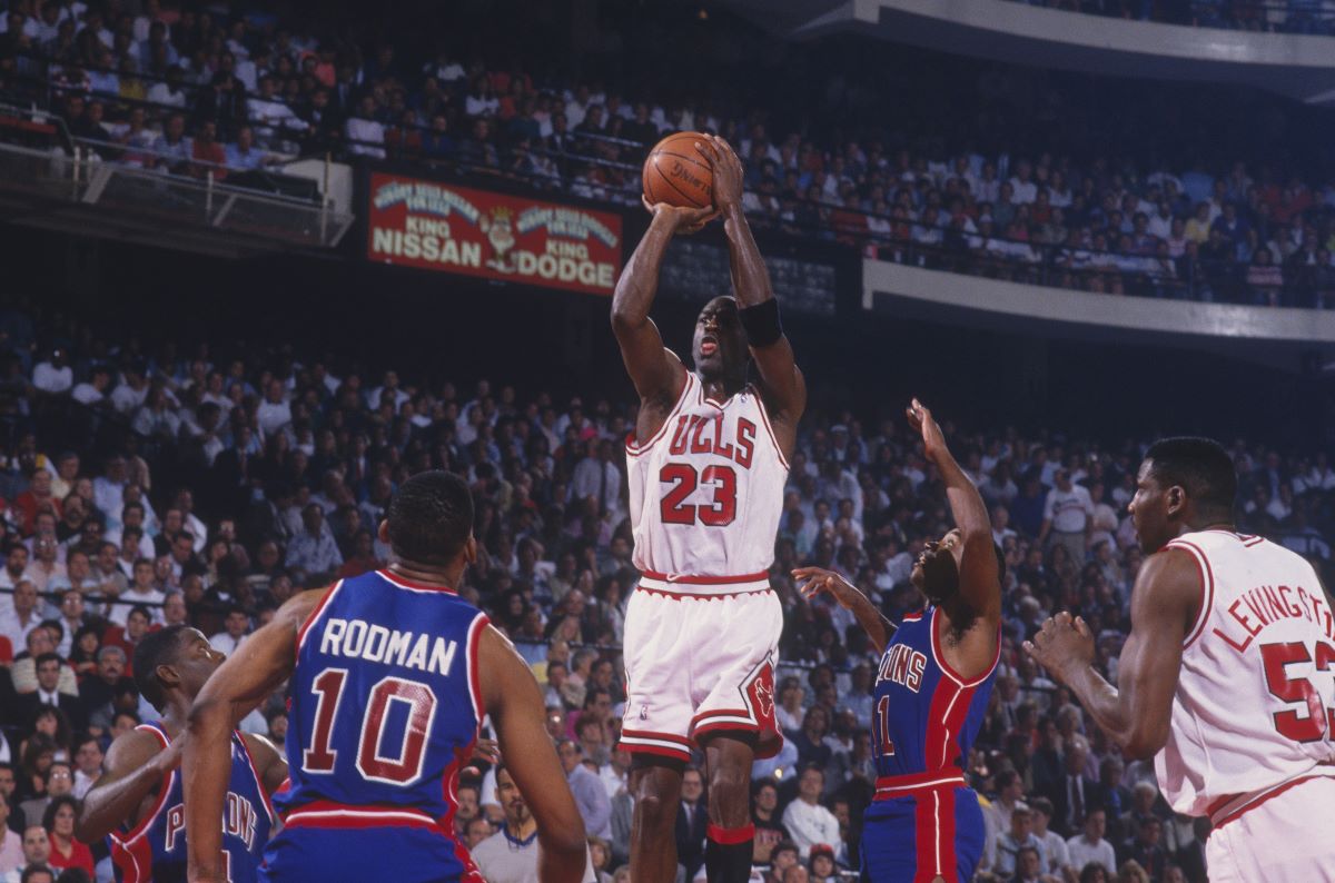 Michael Jordan Pictures: MJ attacking the paint in a Bulls-Celtics