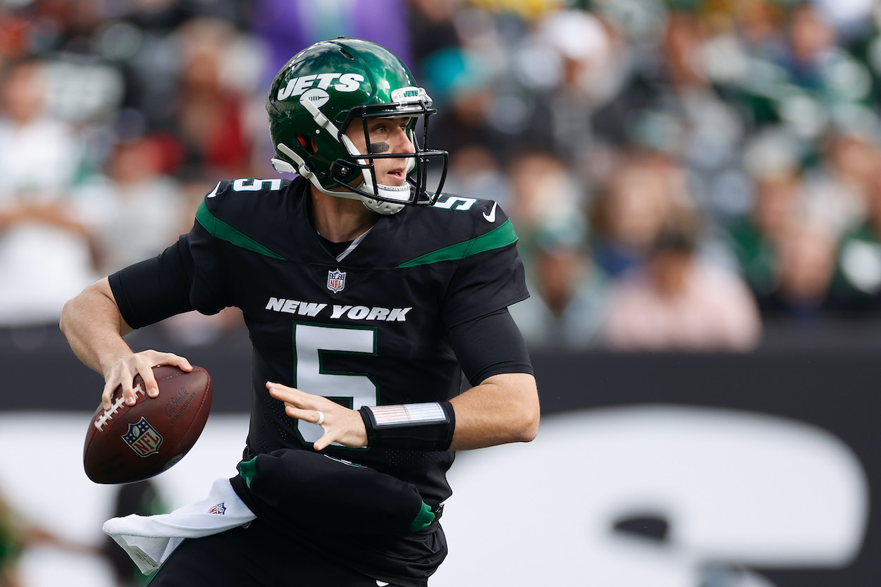 Mike White of the New York Jets during the first half in his first career start against the Cincinnati Bengals at MetLife Stadium on October 31, 2021 in East Rutherford, New Jersey.