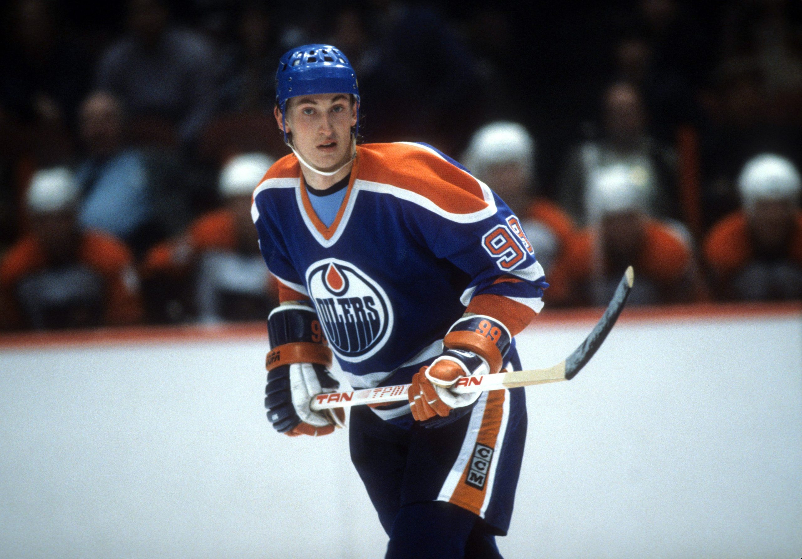 Wayne Gretzky of the Edmonton Oilers skates on the ice during an NHL game against the Philadelphia Flyers.