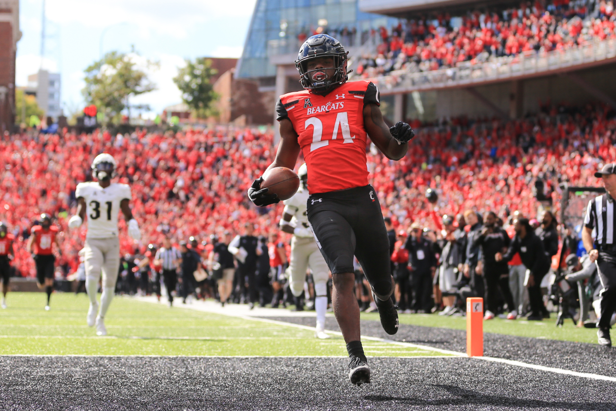 Cincinnati Bearcats running back Jerome Ford, who is one of the top players on UC's historic team this season.
