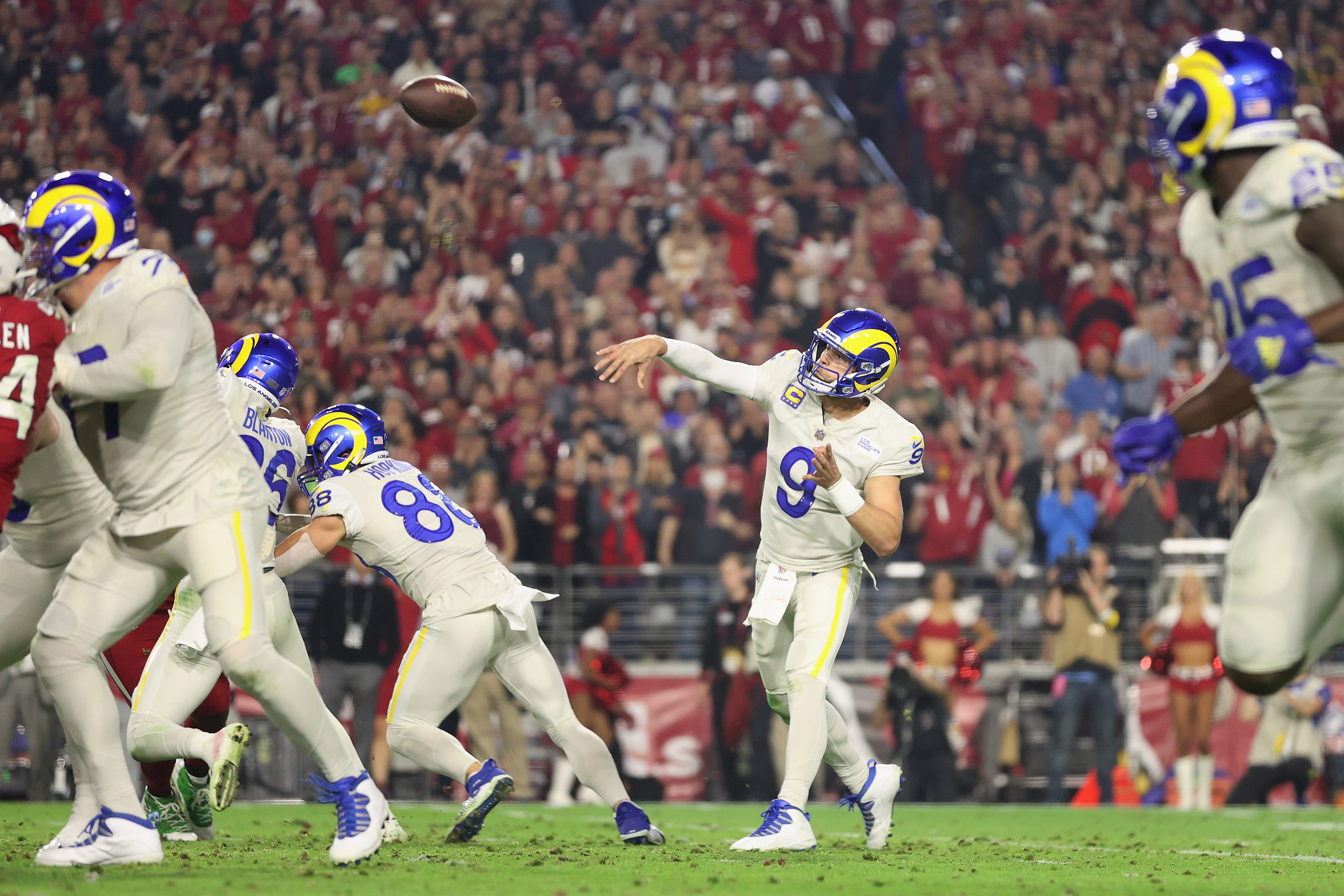 Matthew Stafford leads the Los Angeles Rams past the Arizona Cardinals