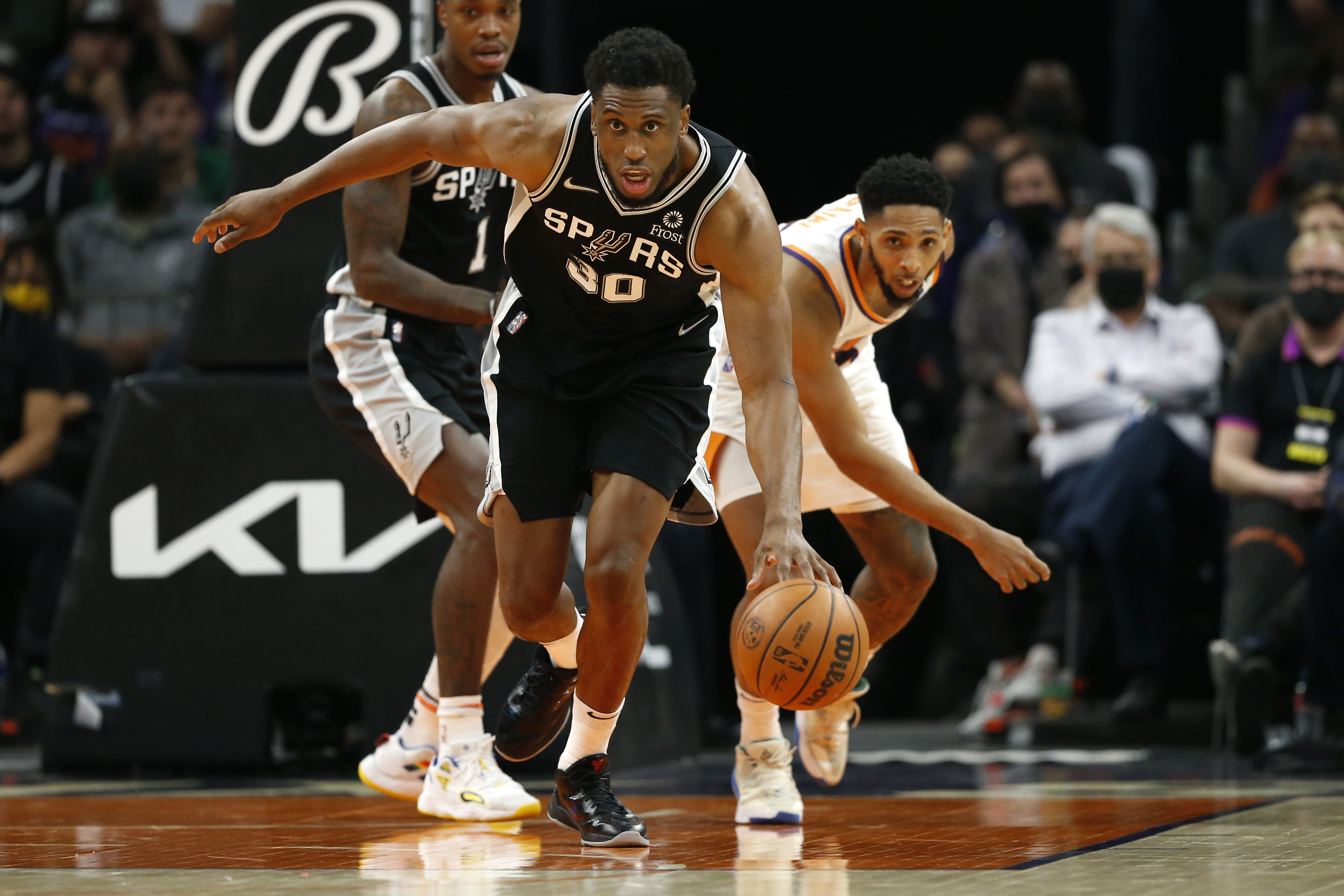 San Antonio Spurs forward Thaddeus Young dribbles the ball during a game against the Phoenix Suns